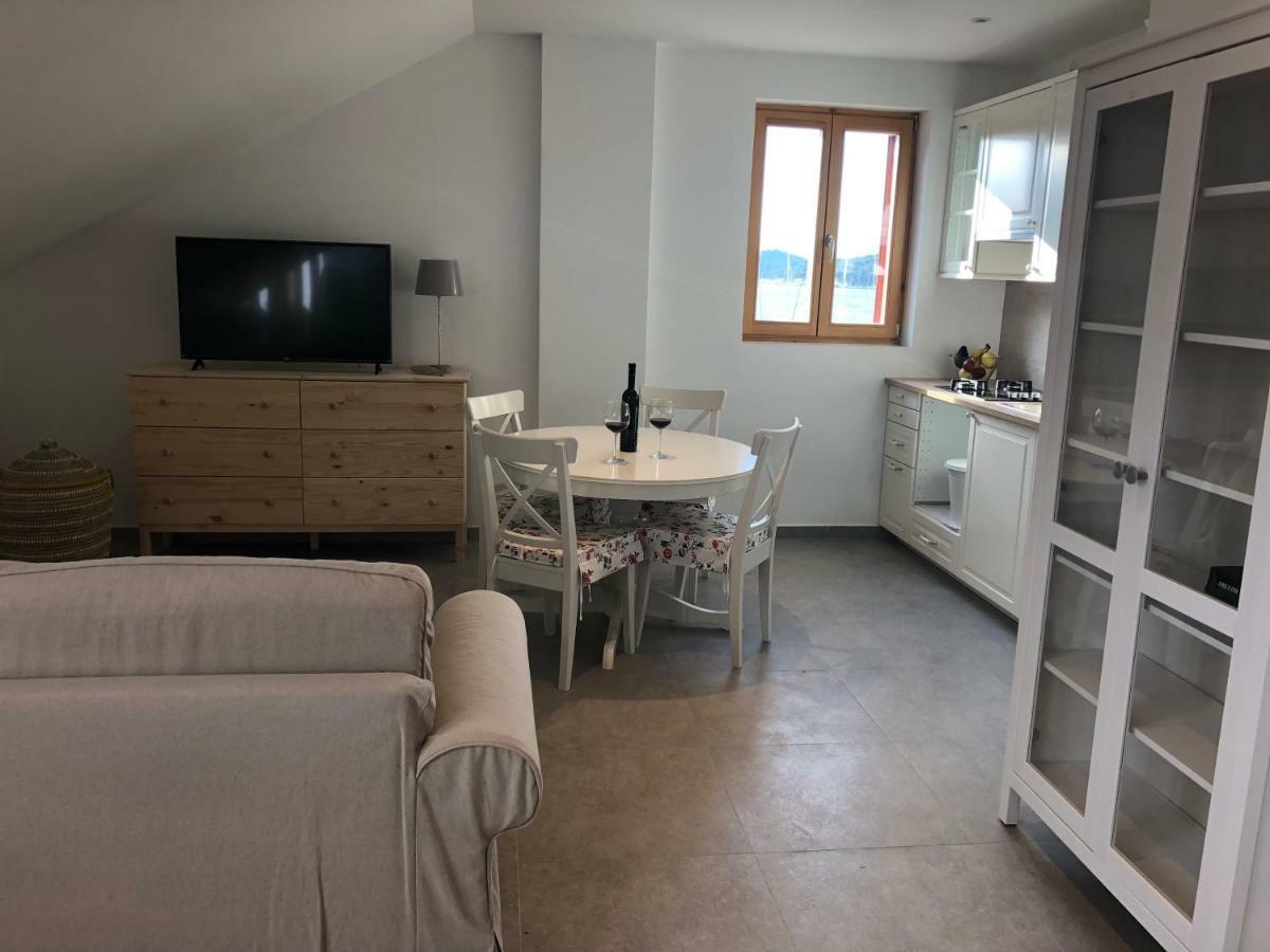 Buga Apartment In Center Of Mali Lošinj Dış mekan fotoğraf