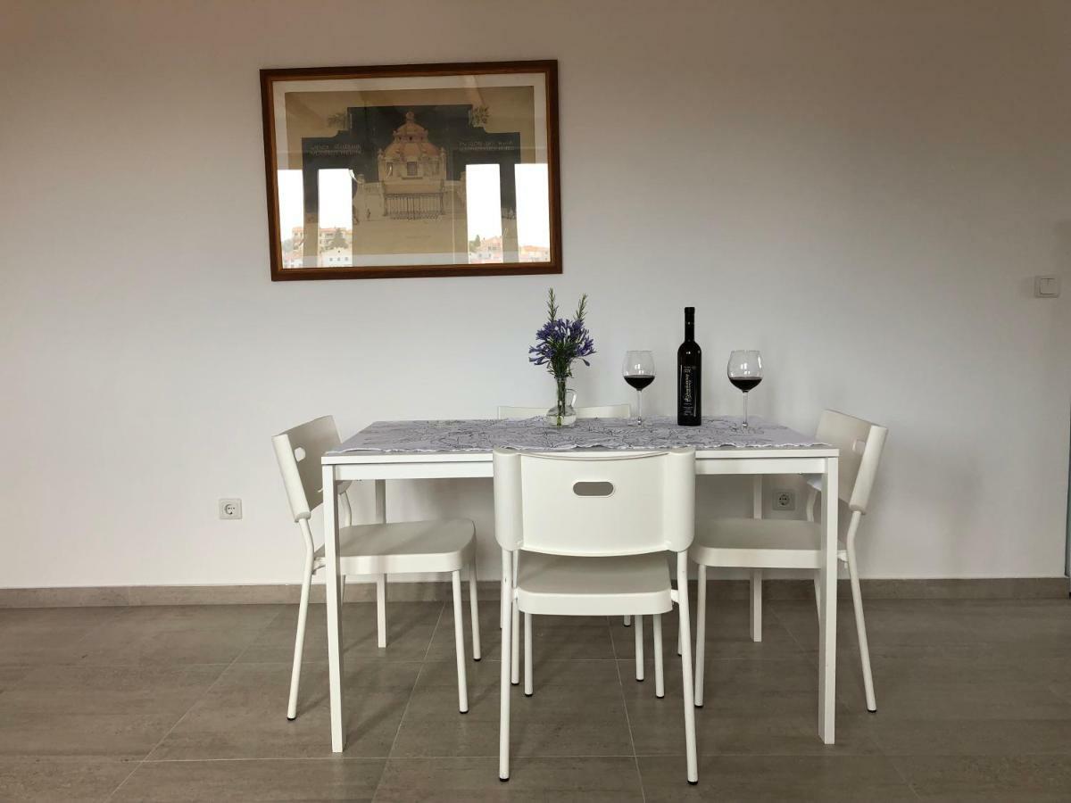 Buga Apartment In Center Of Mali Lošinj Dış mekan fotoğraf