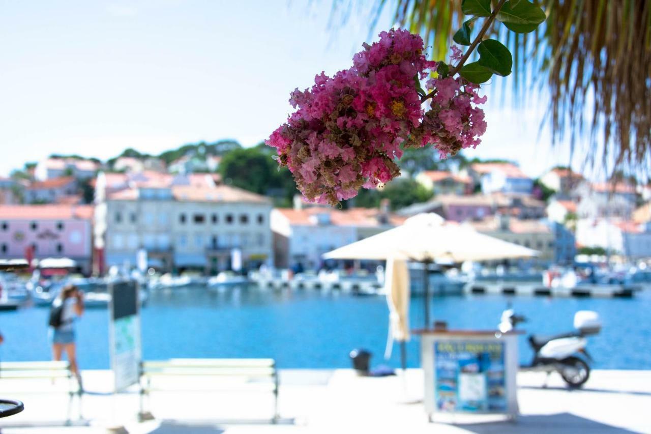 Buga Apartment In Center Of Mali Lošinj Dış mekan fotoğraf
