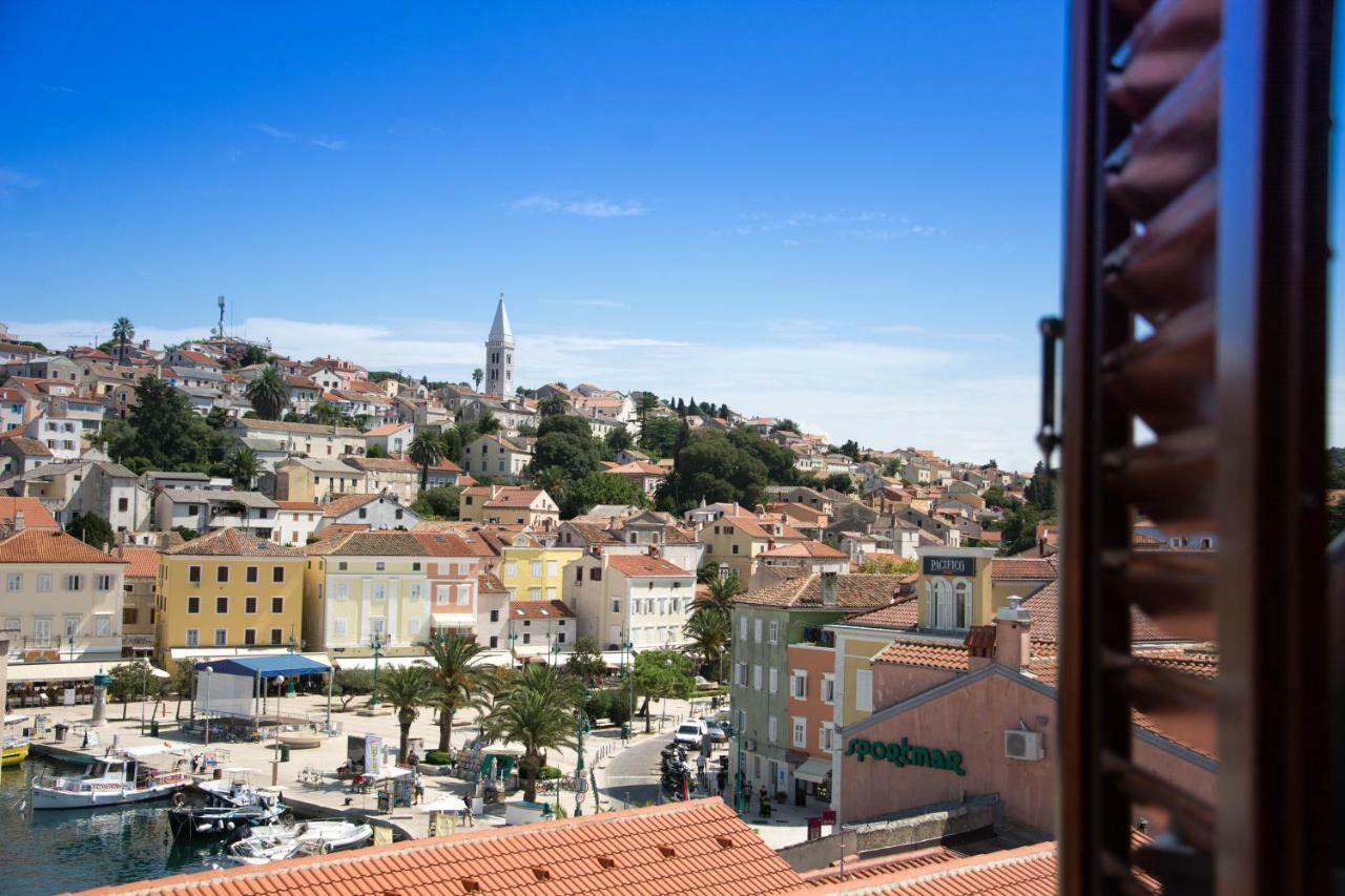 Buga Apartment In Center Of Mali Lošinj Dış mekan fotoğraf
