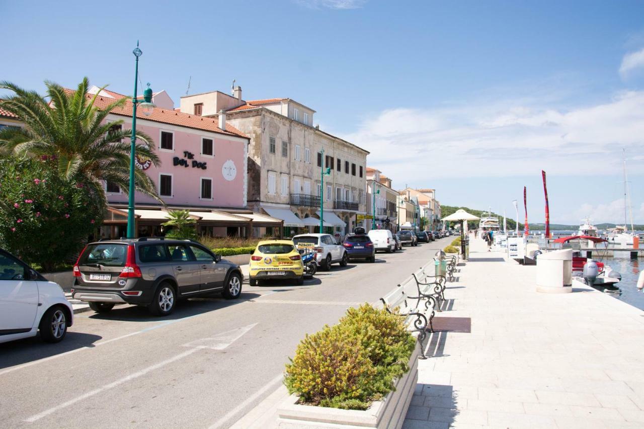 Buga Apartment In Center Of Mali Lošinj Dış mekan fotoğraf